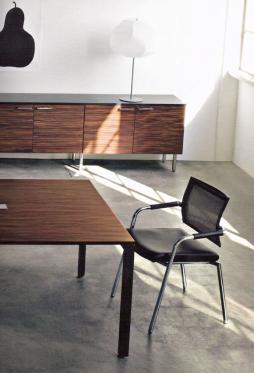 sideboard_zebrano.jpg