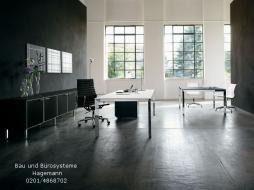 Besprechungstische_elegant_dezent_(2).jpg